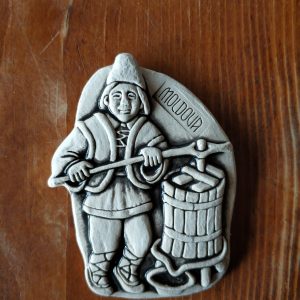 Pottery souvenir Man with winepress